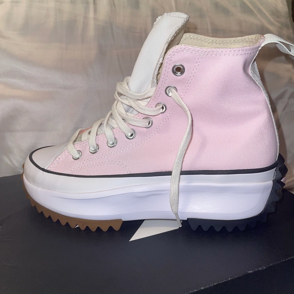 Run Star Hike Hi Converse Two Tone Pink